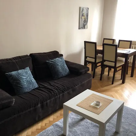 Eva Apartament *